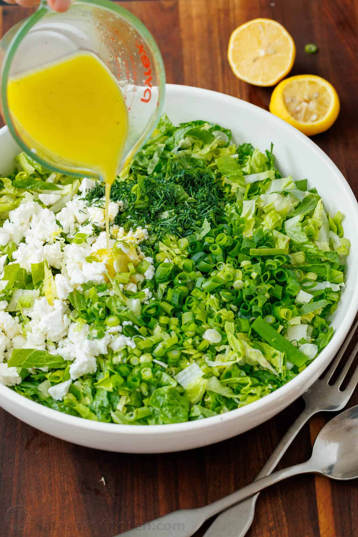 Master Authentic Maroulosalata: A Quick 10-Minute Greek Delight